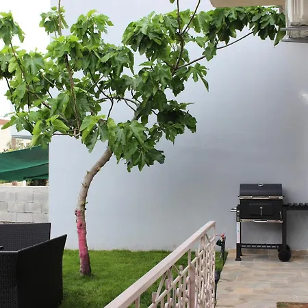 Be My Guest At Tatil Evi Kalamata