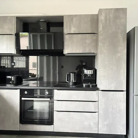 Be My Guest At Kalamata