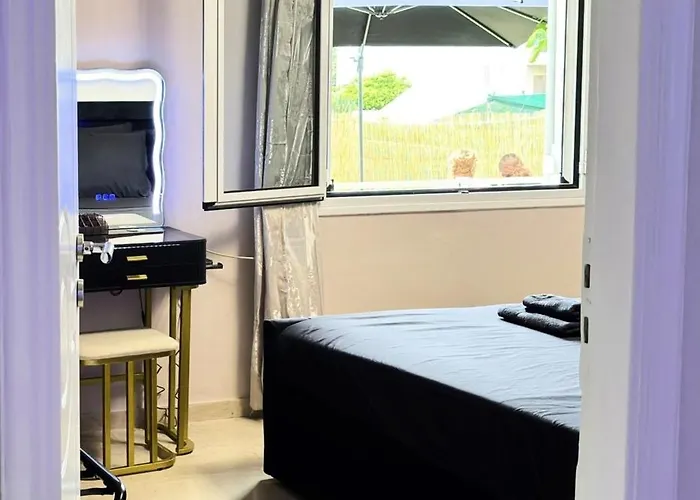 Be My Guest At * קלמאטה