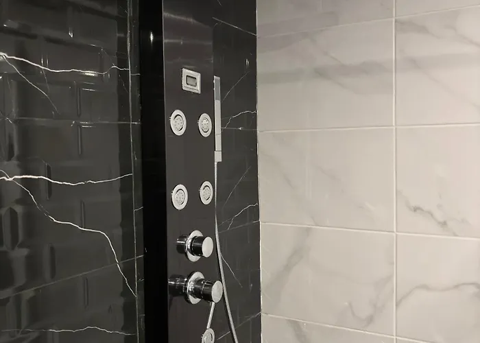 Be My Guest At בית נופש *