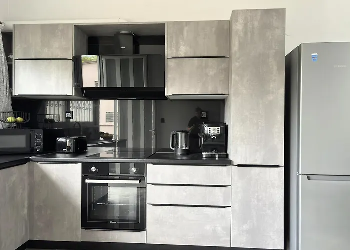 Be My Guest At קלמאטה